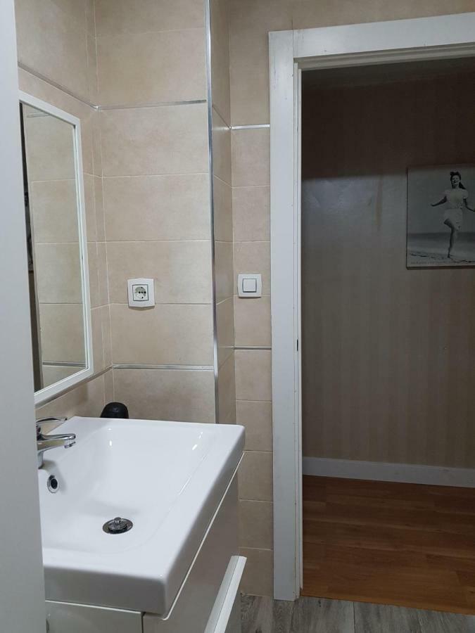Apartamento Los Marmoles Leilighet Málaga Eksteriør bilde